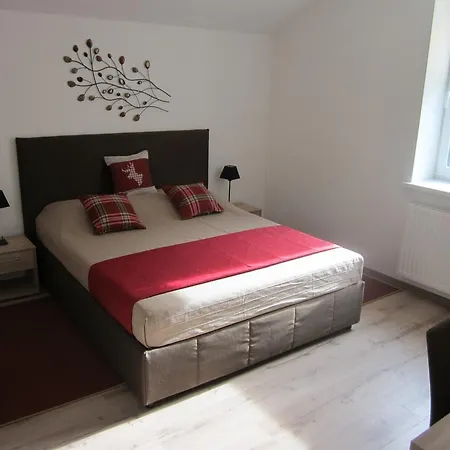 Teichwiesn Alm Wilde Wunder Card 라켄호프